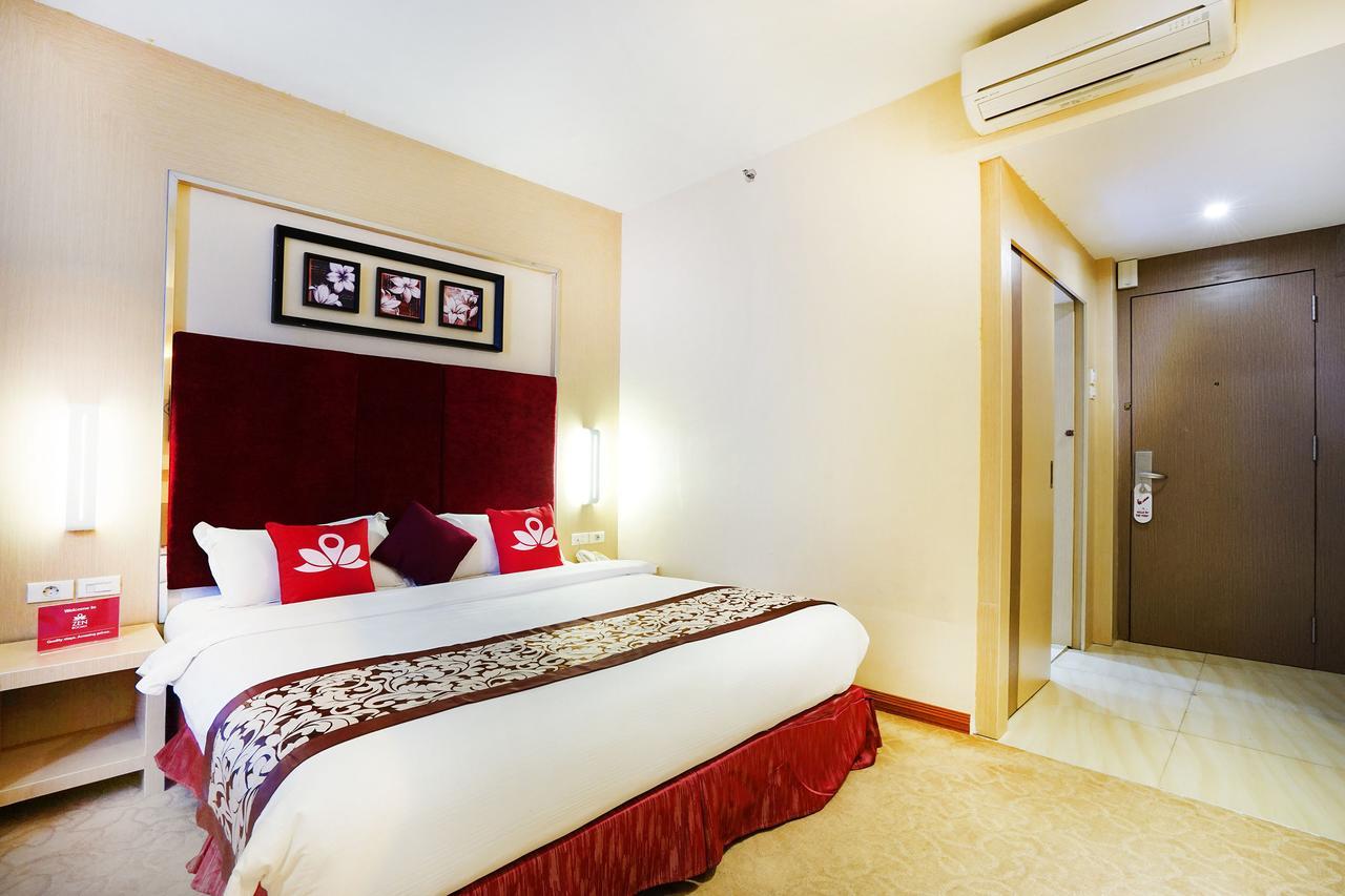 Zen Rooms Near Bcs Mall Penuin Batam Eksteriør billede