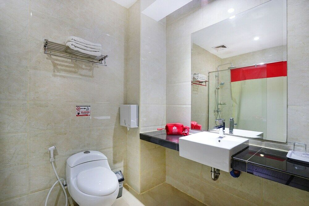 Zen Rooms Near Bcs Mall Penuin Batam Eksteriør billede